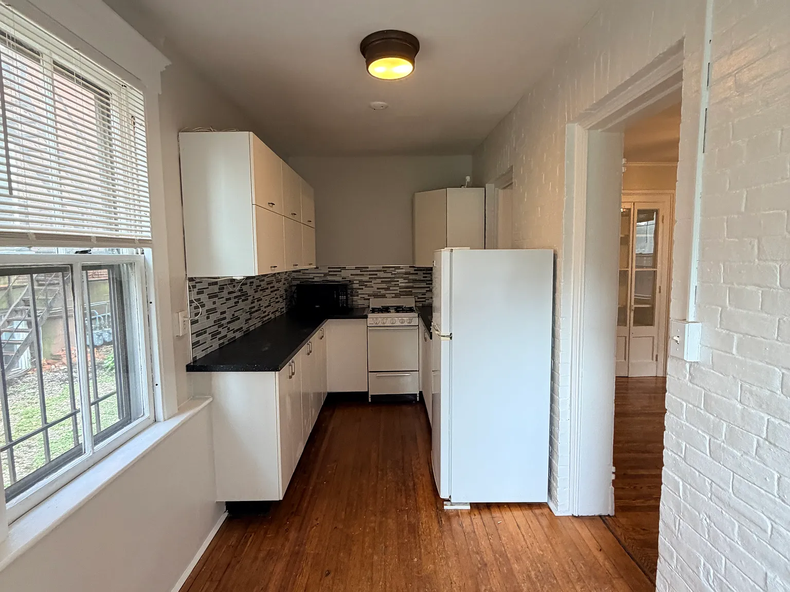 2 bed, 732 sqft, $2,145 — Photo 4