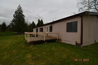 4th image of 205 248th Pl NW