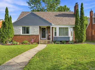 13441 Oak Park Blvd, Oak Park, MI 48237