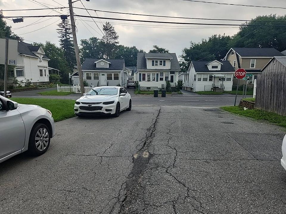 2 Orford St, Albany, NY 12205 Zillow
