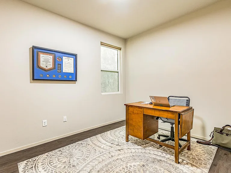 864 E Park Modern Dr — Photo 18