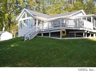 1811 Locust Ln, Skaneateles, NY 13152