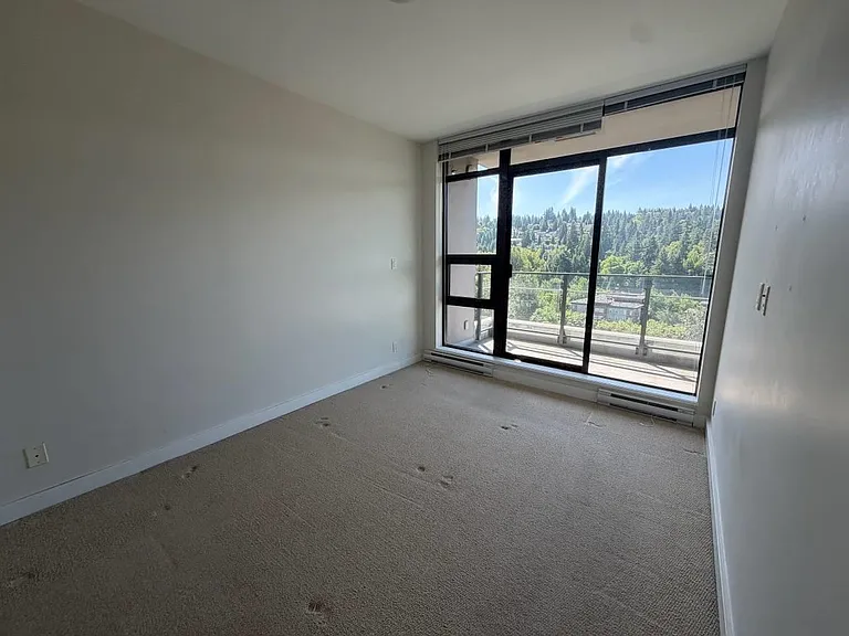 301 Capilano Rd — Photo 8