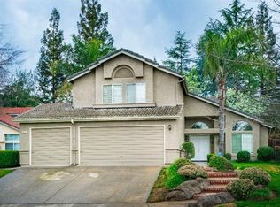 1023 E Edgemont Dr, Fresno, CA 93720