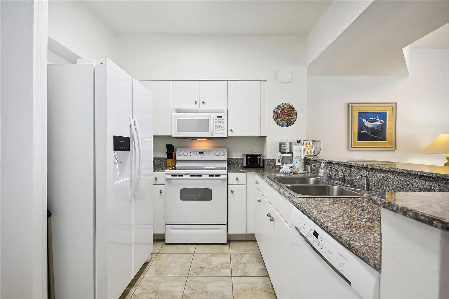 1 bed, 2.0 bath, 904 sqft, $2,992 — Photo 4