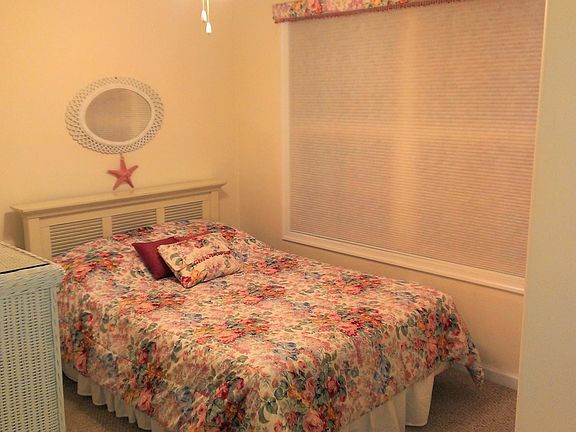 Unit D front bedroom