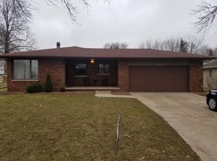 2730 Shorewood Ter, Green Bay, WI 54311