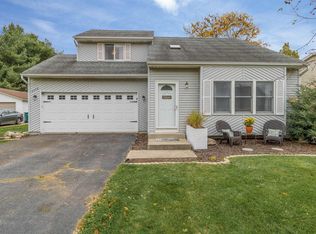 3248 Rustic Ln, Crown Point, IN 46307