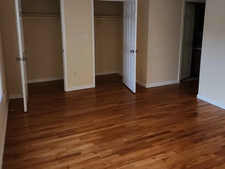 226 Bond St #2 — Photo 9