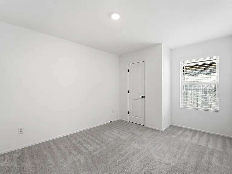 22238 Palladium Dr — Photo 24