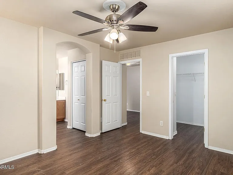 5125 S 15th Pl — Photo 9