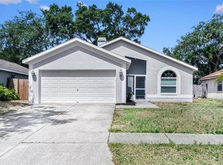 13613 Laraway Dr, Riverview, FL 33579