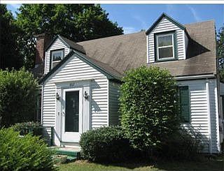 2nd image of 867 Dedham St