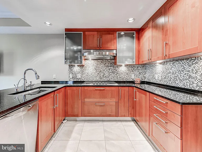 801 Key Hwy #313 — Photo 5