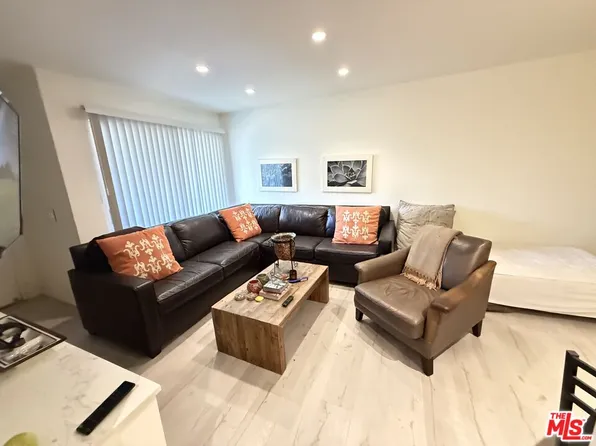2857 N Los Felices Rd Unit 207, Palm Springs, CA 92262