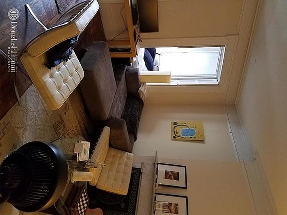 2nd image of 113 W 11th St APT 3R