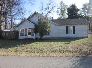 135 3rd St, Manila, AR 72442