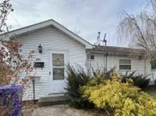 202 Newton Dr, Newton Falls, OH 44444