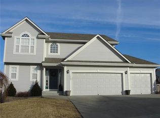 1209 Ragan Dr, Pleasant Hill, MO 64080