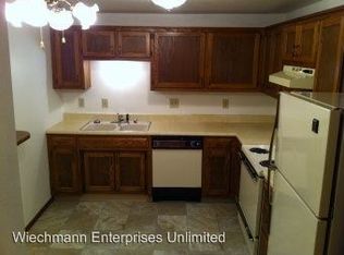 1401 S Nicolet Rd APT 45, Appleton, WI 54914