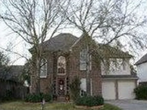 1111 Chesterwood Dr, Pearland, TX 77581