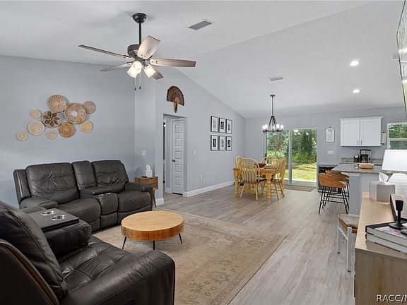 4th image of 9990 N Athenia Dr