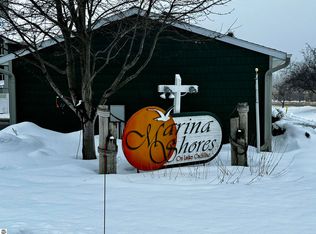 656 S Lake St, Cadillac, MI 49601