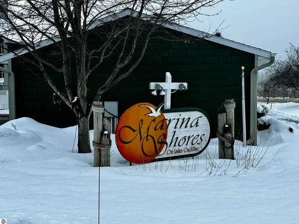656 S Lake St, Cadillac, MI 49601