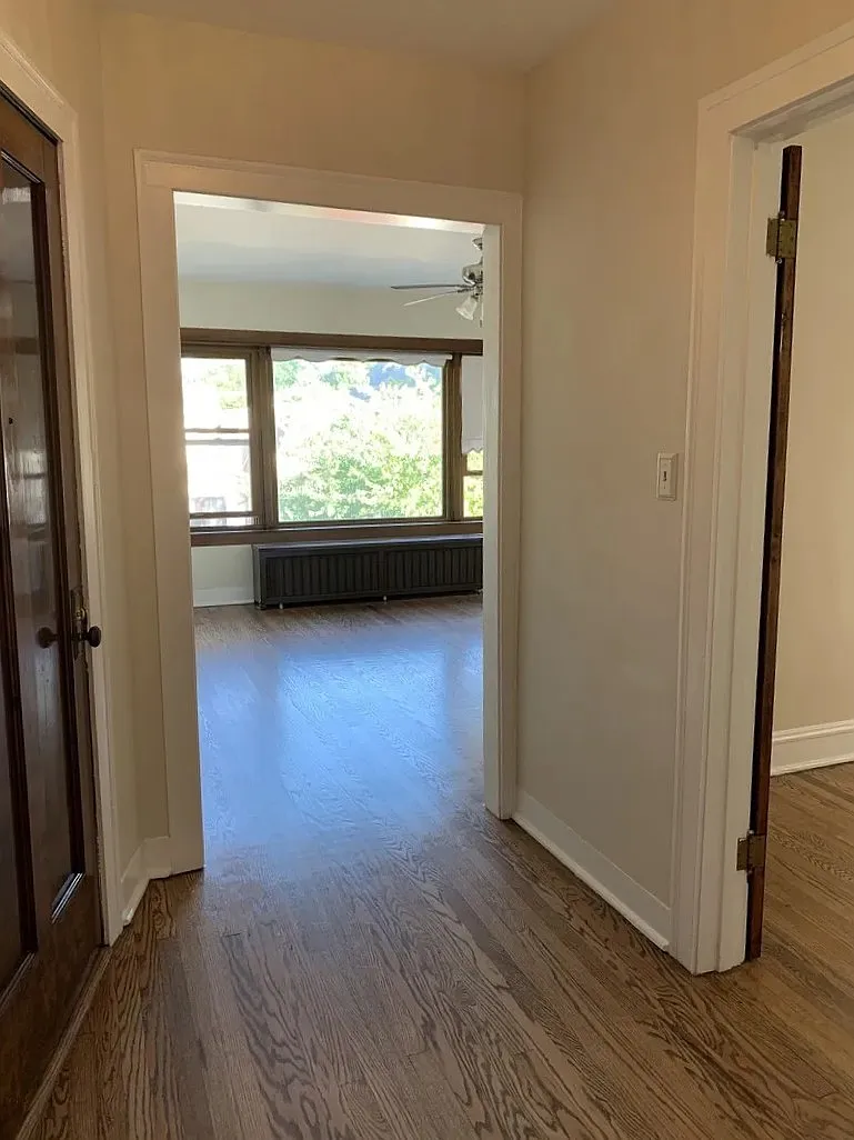 2 bed, 1150 sqft, $1,950 — Photo 3