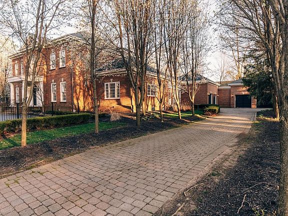 5th image of 7249 Landon Ln