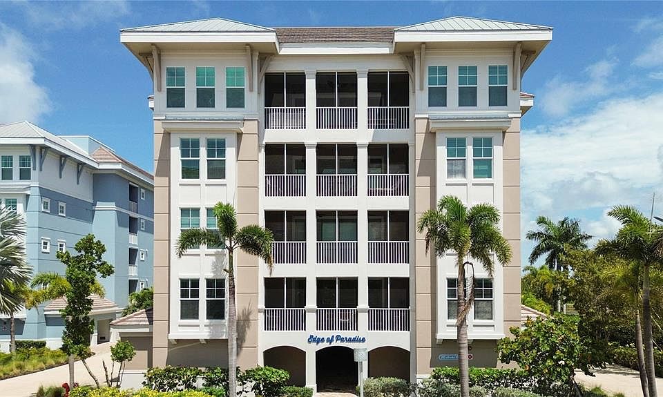 1st image of 395 ARUBA CIRCLE #102