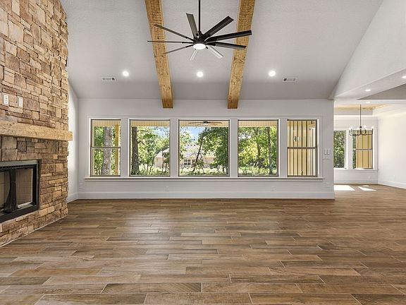 4th image of 4 Muthill Ln