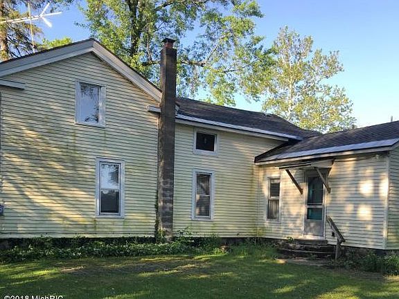 3rd image of 309 E Berrien St