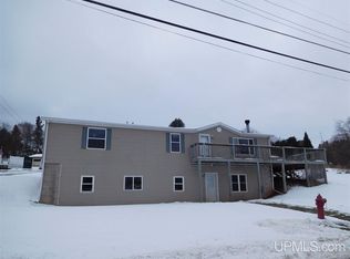 N2273 Pearney Ln, Norway, MI 49870