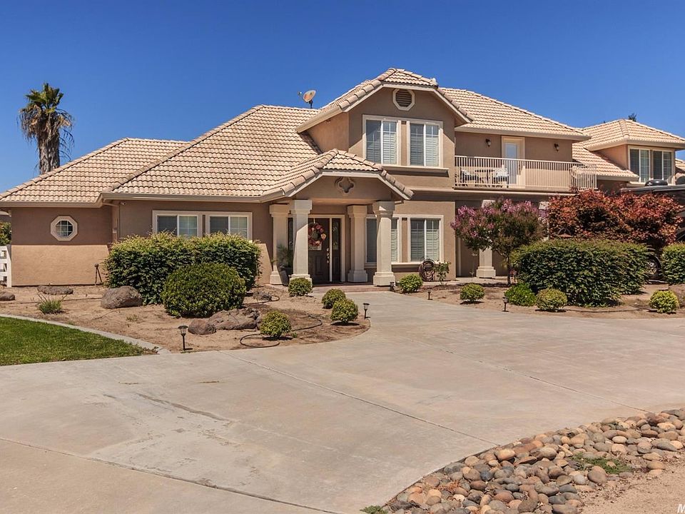 1st image of 9827 Red Fox Dr