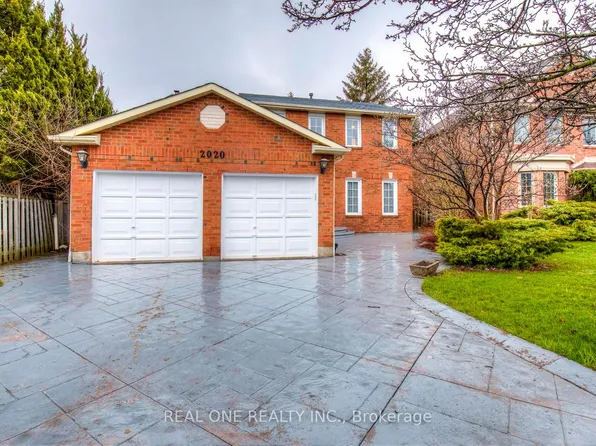 2020 Gander St, Oakville, ON L6H 3X7