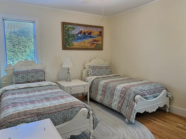 6 Hoppin Ave — Photo 9