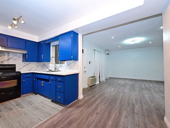 FULLY Upgraded large 2bed+1b, new kitchen, new bathroom, in-unit laundry machines