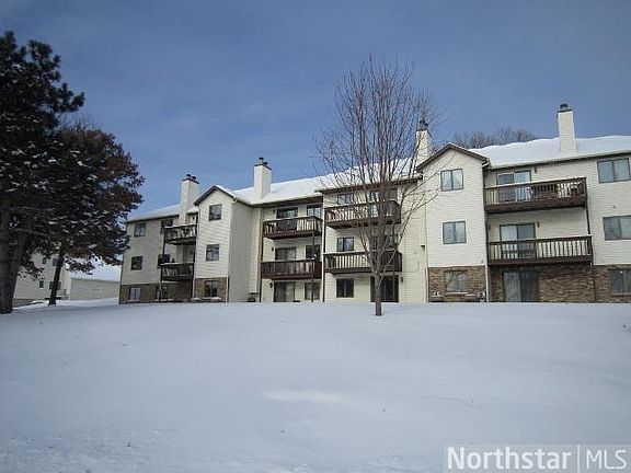 5th image of 2644 Lake Court Dr