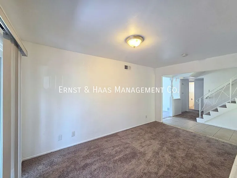 873 E Turmont St — Photo 8