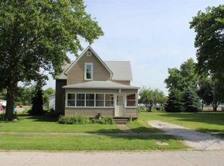 301 E Main St, Boswell, IN 47921