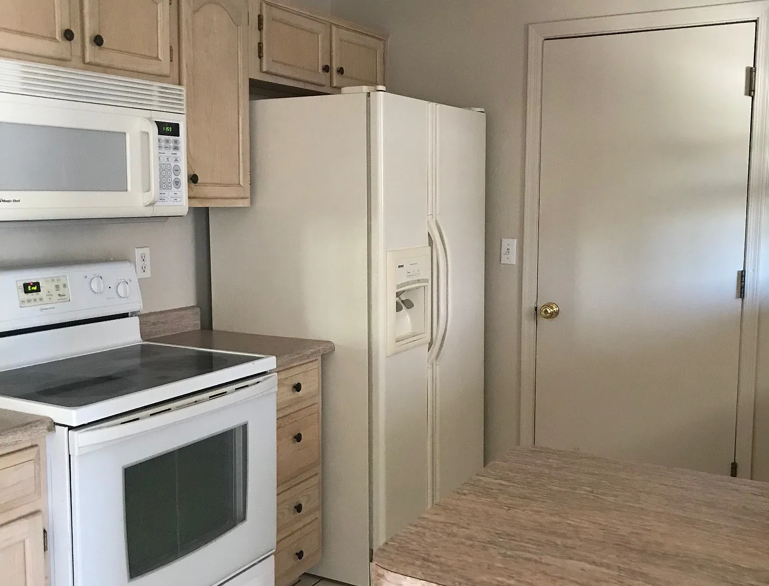 2 bed, 1125 sqft, $1,575 — Photo 3
