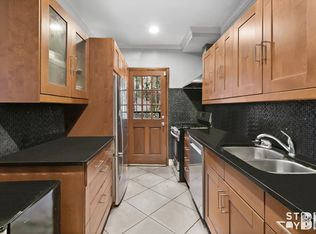 57 E 10th St #1, Brooklyn, NY 11218