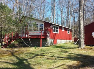 175 Marcel Dr, Dingmans Ferry, PA 18328