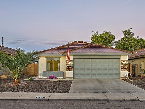 2nd image of 38690 N La Grange Ln