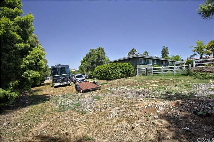 Morro Rd — Photo 15