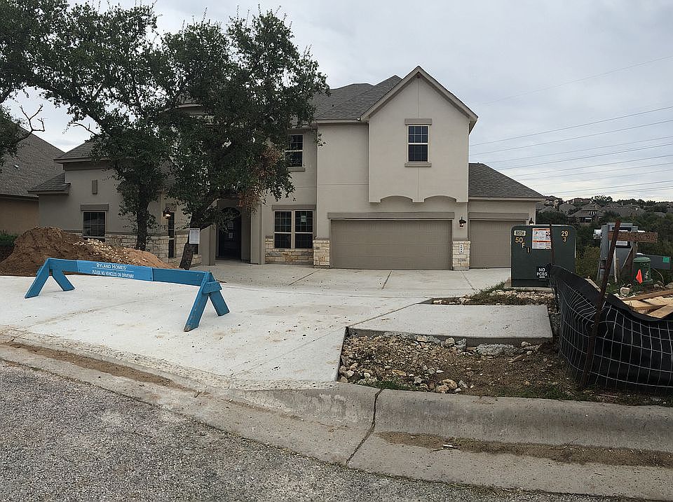 1st image of 104 Lake Como Dr