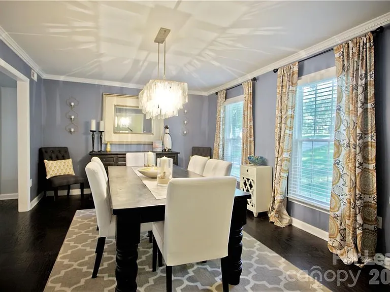 3806 Bridgewood Ln — Photo 6