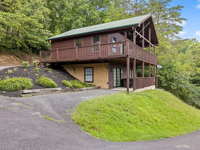 729 Lloyd Huskey Rd — Photo 13
