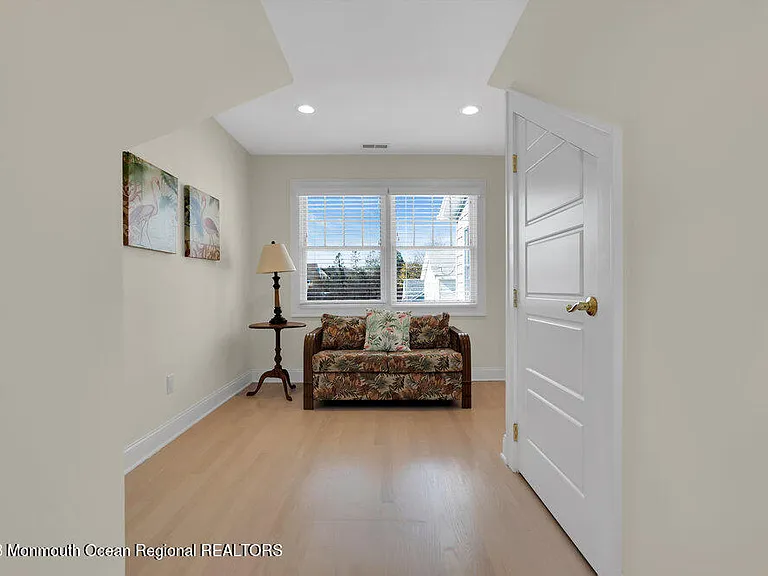 303 B St — Photo 46